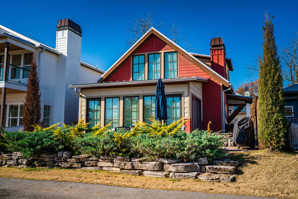 Grand Life Cottage 1