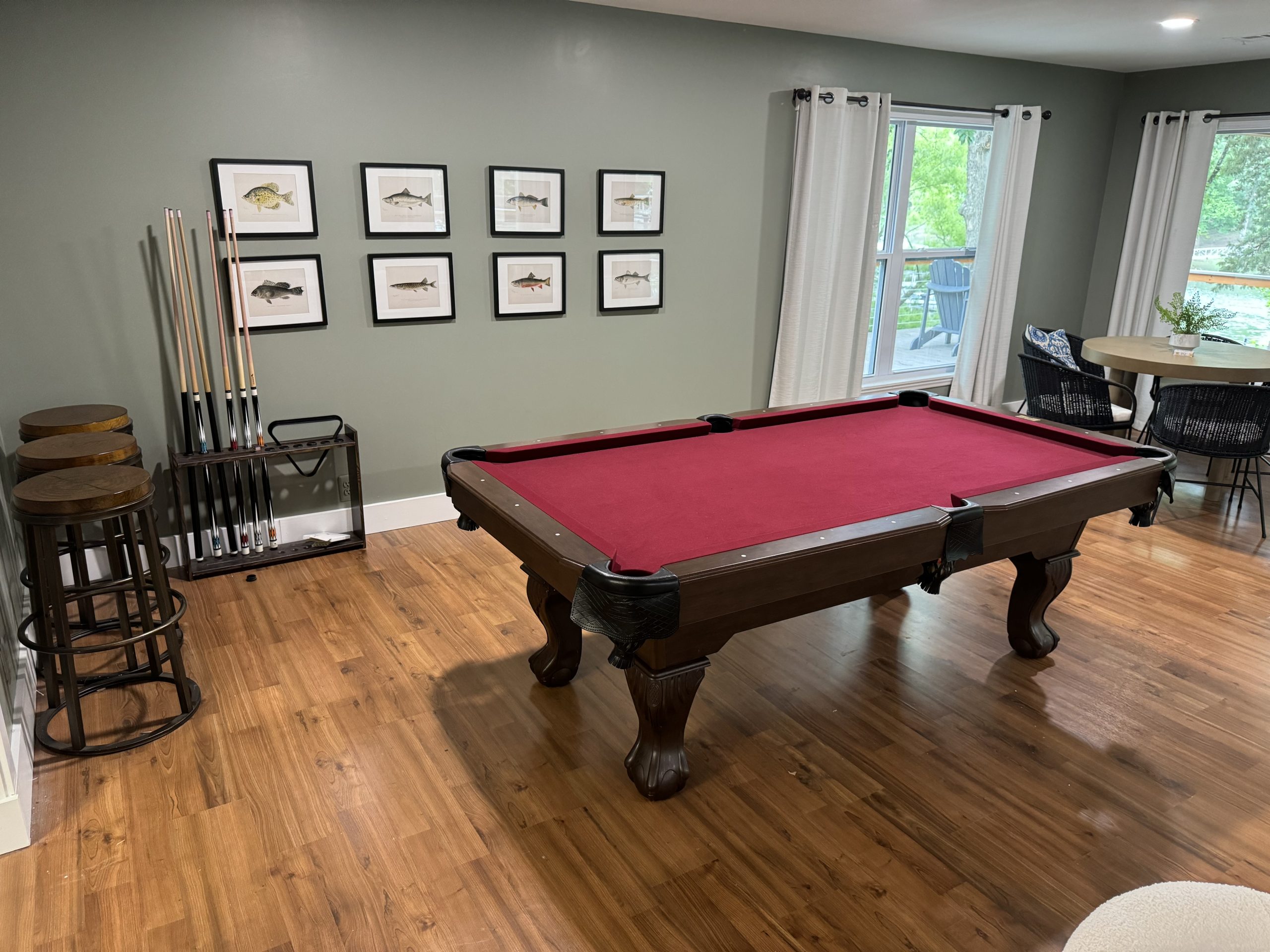 Gameroom w/ TV area, Air hockey, pool table