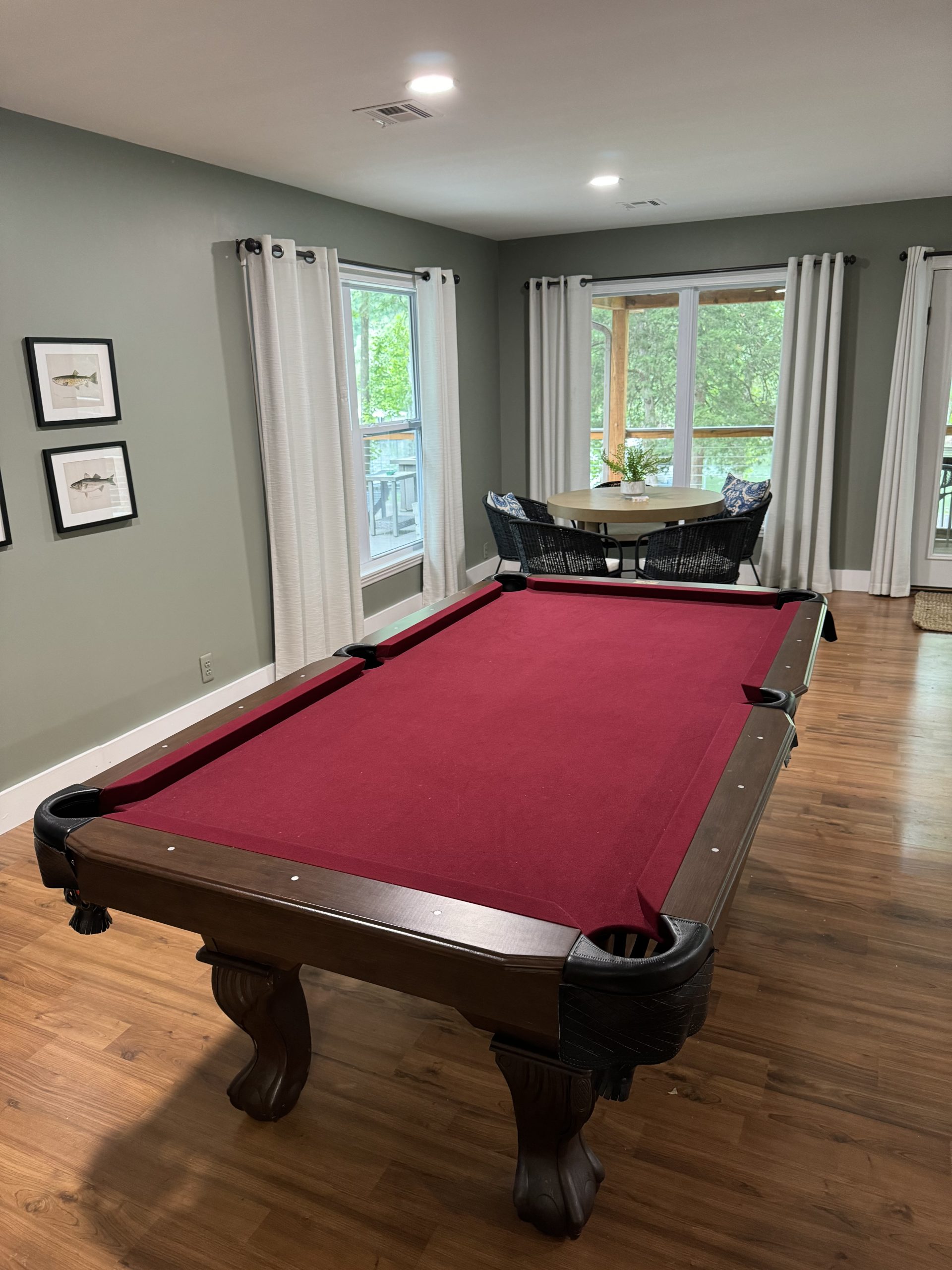 Gameroom w/ TV area, Air hockey, pool table